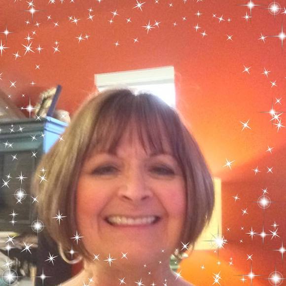 Meet your Posher, Iris - Picture 1 of 1